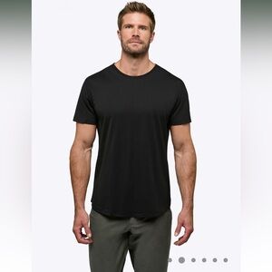 NWOT- CUTS Curve-Hem Tee